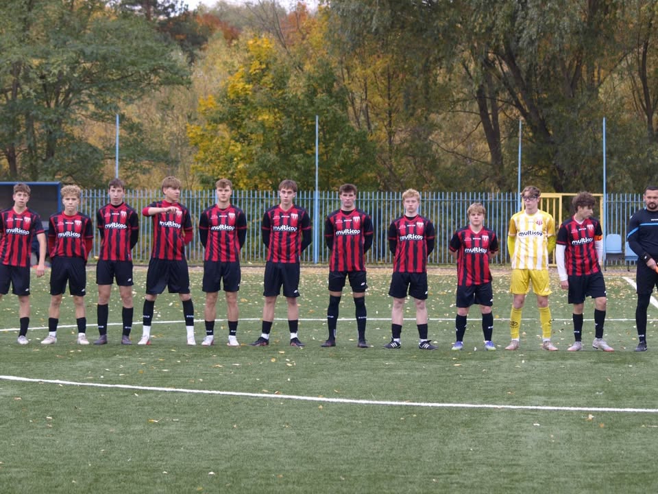 JUNIOR A1 Lider Włocławek - KP Polonia Bydgoszcz 1:4 Bramki: Karabasz, Sulwiński, Jasinski, bramka samobójcza…